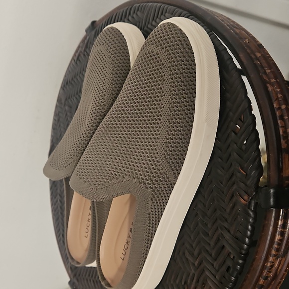 Lucky Brand Larlan Mule Slip On Shoes in Army Green Size 7.5 - Picture 2 of 9